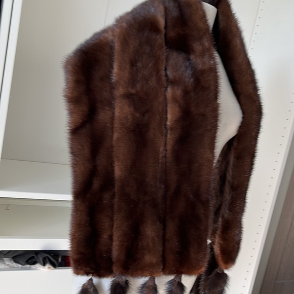 Quality Guaranteed Alaska mink U. S. A. - Picture 7 of 16